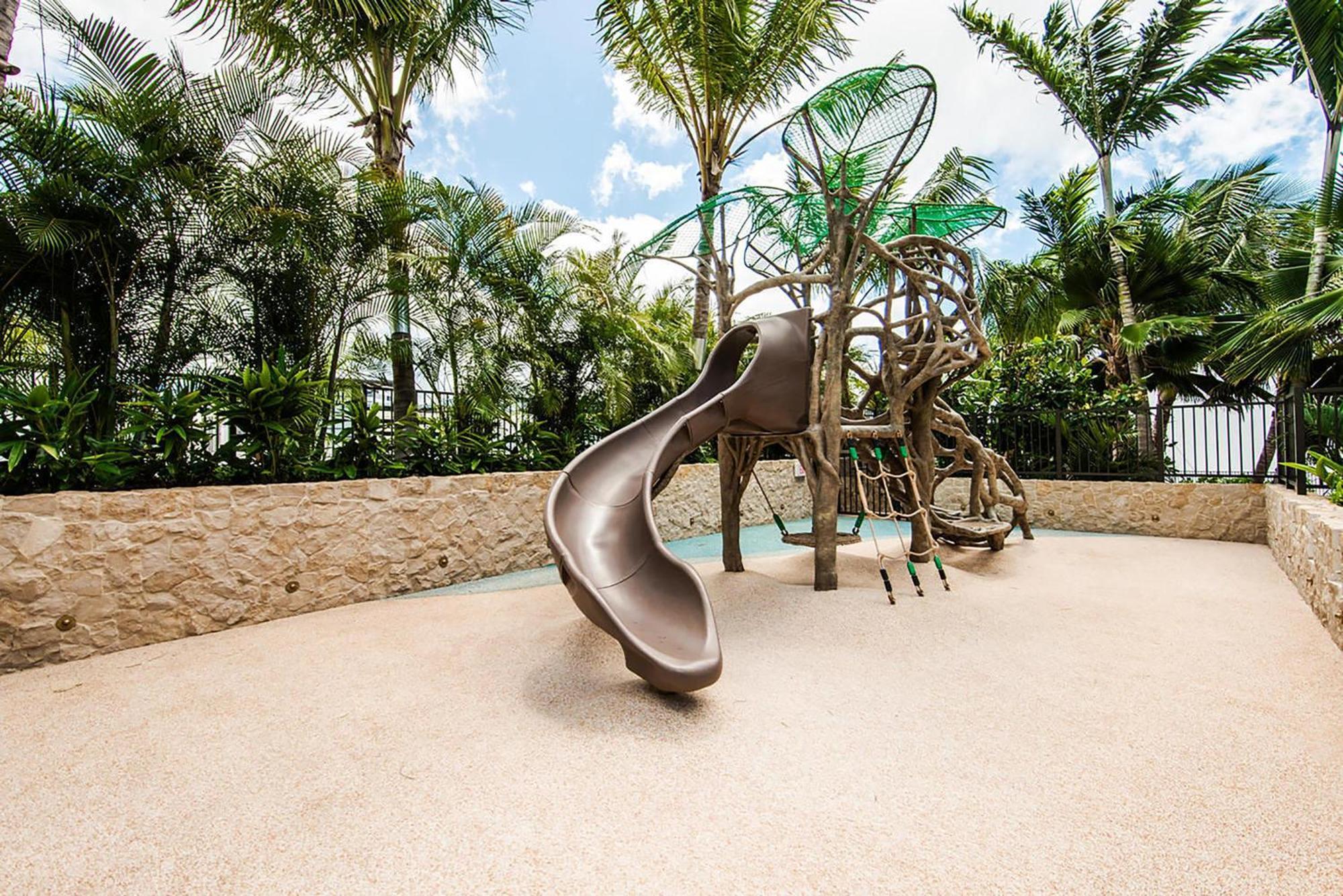 Park Lane 3300 Honolulu